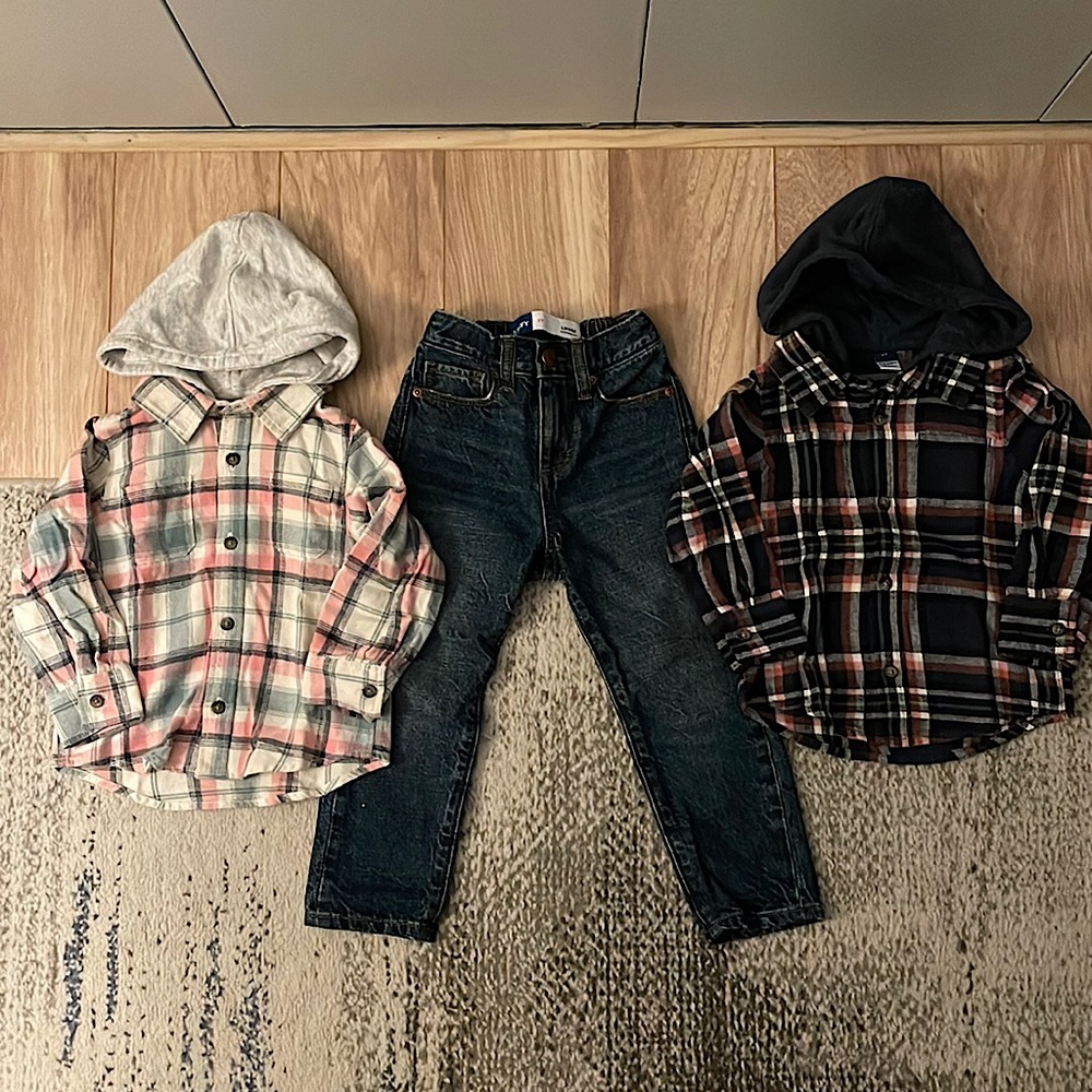 2 Plaid Button Up Shirts with Hood and Loose Jeans Old Navy NEW without tags